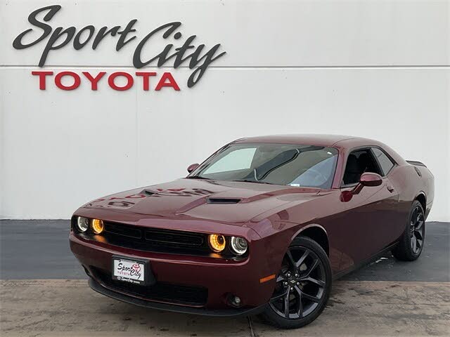 2022 Dodge Challenger SXT RWD