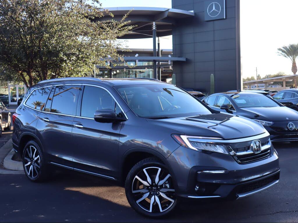 2022 Honda Pilot Touring FWD