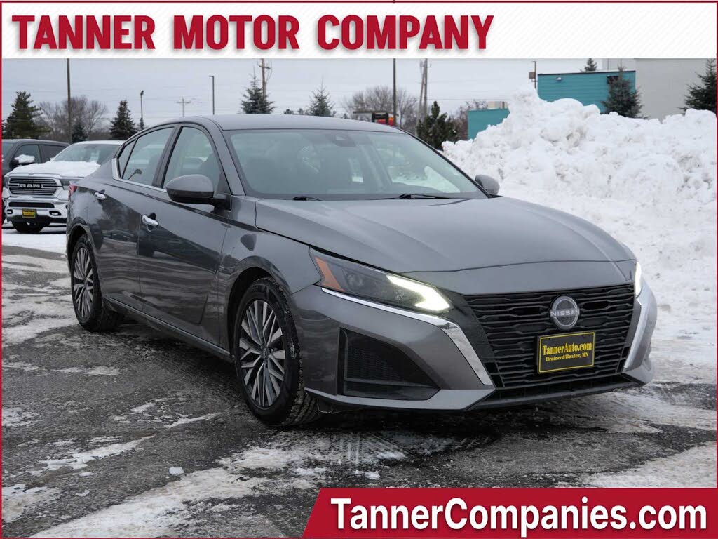 2023 Nissan Altima 2.5 SV FWD