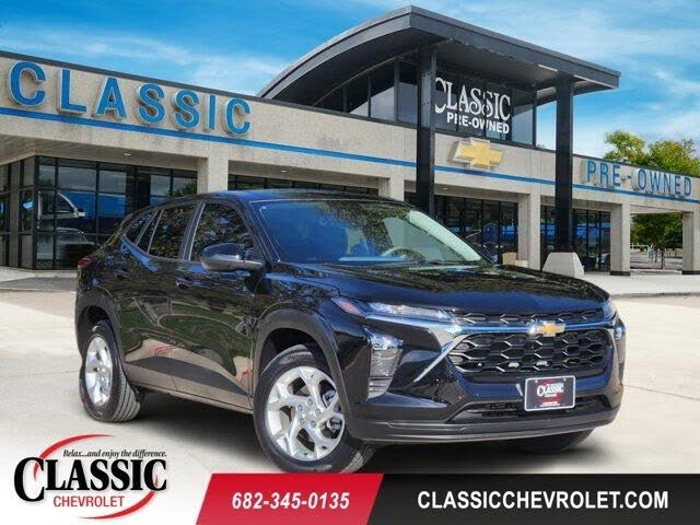 2025 Chevrolet Trax LS FWD