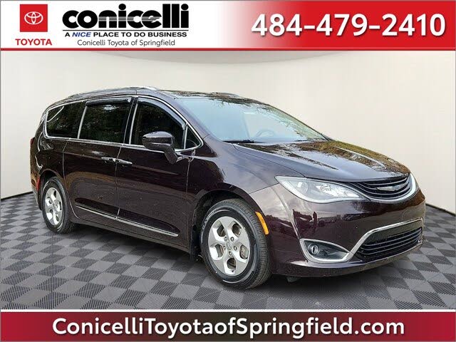 2018 Chrysler Pacifica Hybrid Touring L FWD