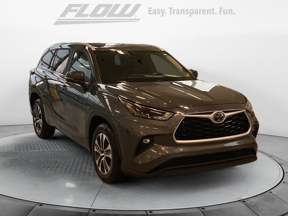 2023 Toyota Highlander XLE FWD