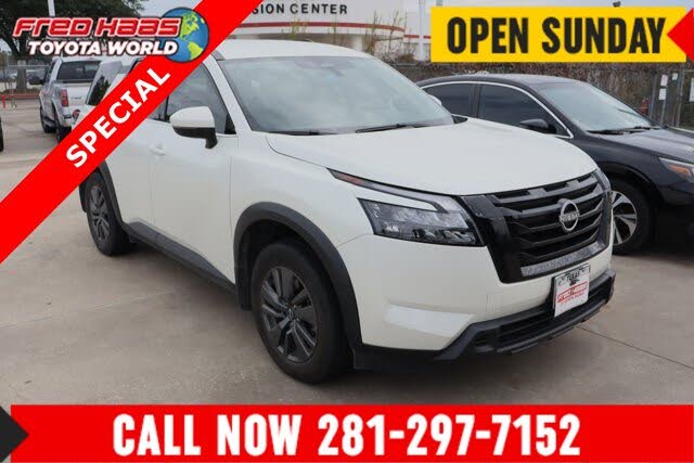 2024 Nissan Pathfinder SV FWD