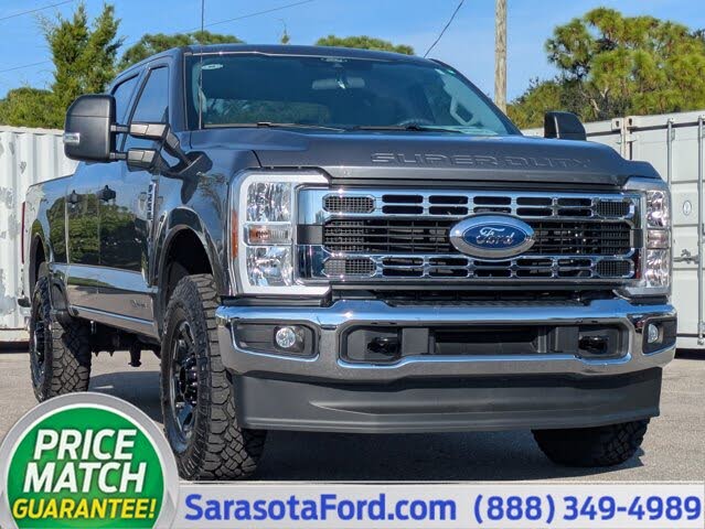 2025 Ford F-250 Super Duty XLT Crew Cab 4WD