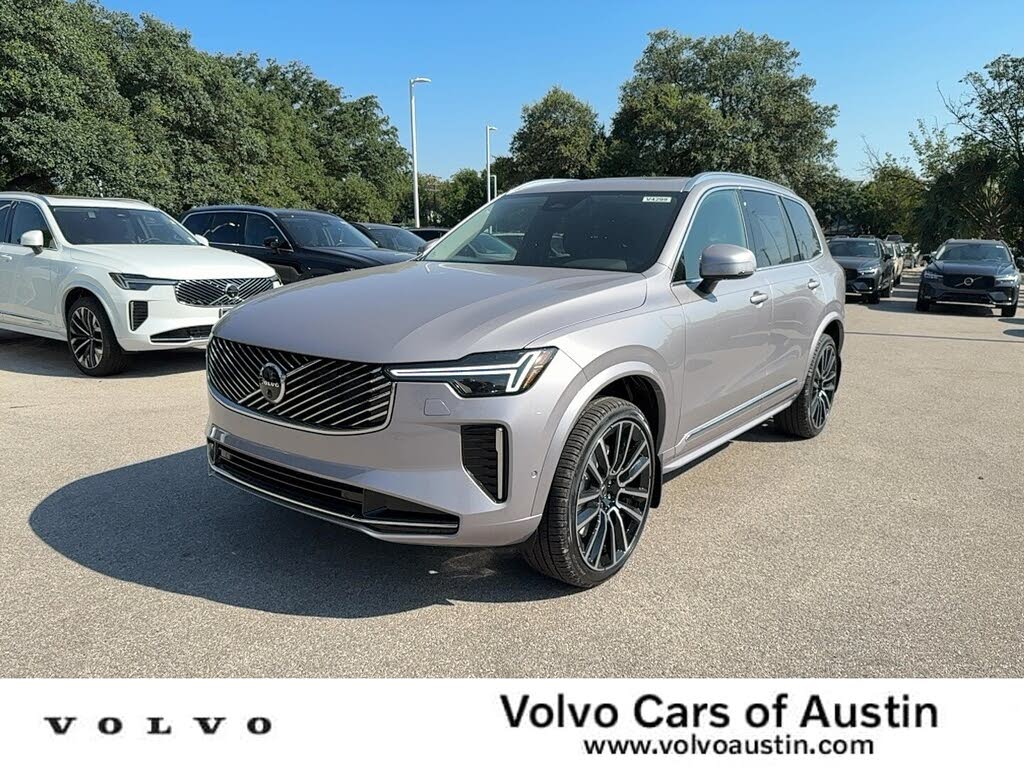 2026 Volvo XC90 B5 Plus 7-Passenger AWD