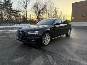 Audi A4 2.0T quattro Premium Plus AWD