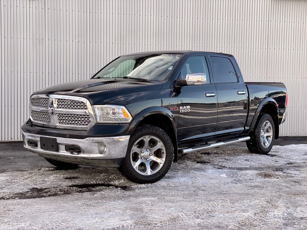 2016 RAM 1500 Laramie Crew Cab 4WD