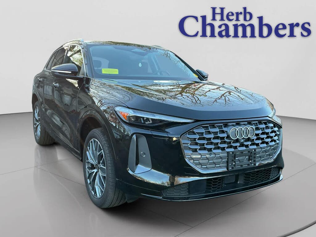 2025 Audi Q5 quattro Premium Plus 40 TFSI