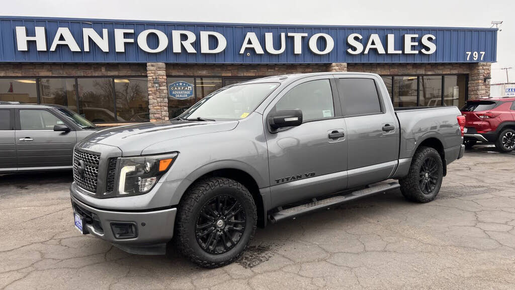2018 Nissan Titan SV Crew Cab RWD