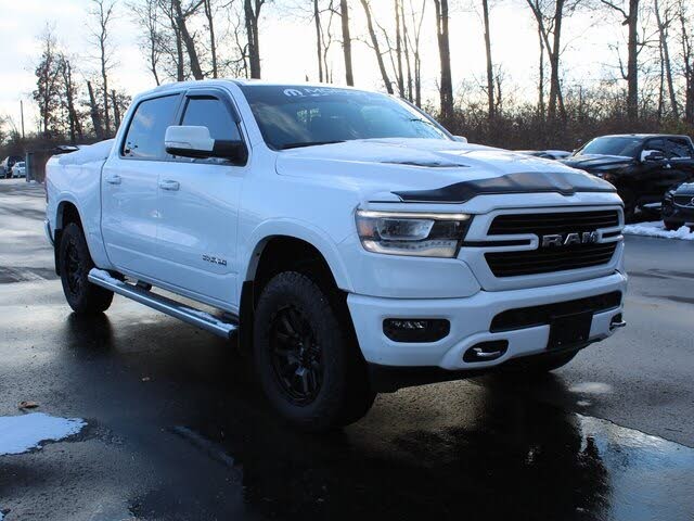 2022 RAM 1500 Laramie Crew Cab 4WD