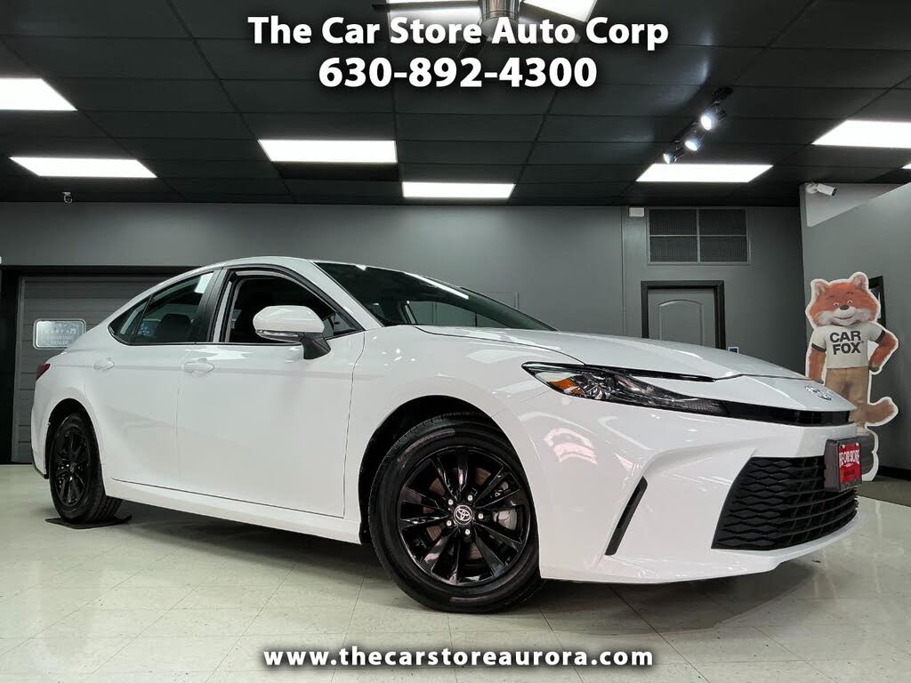 2025 Toyota Camry LE FWD