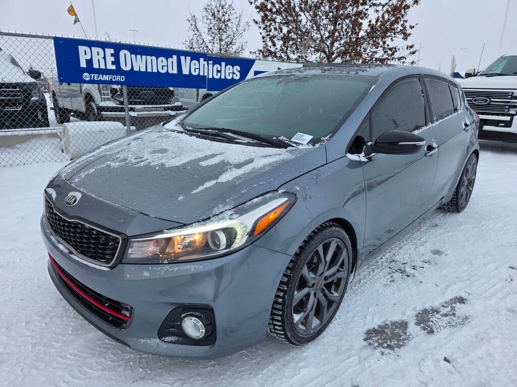 2017 Kia Forte5 SX