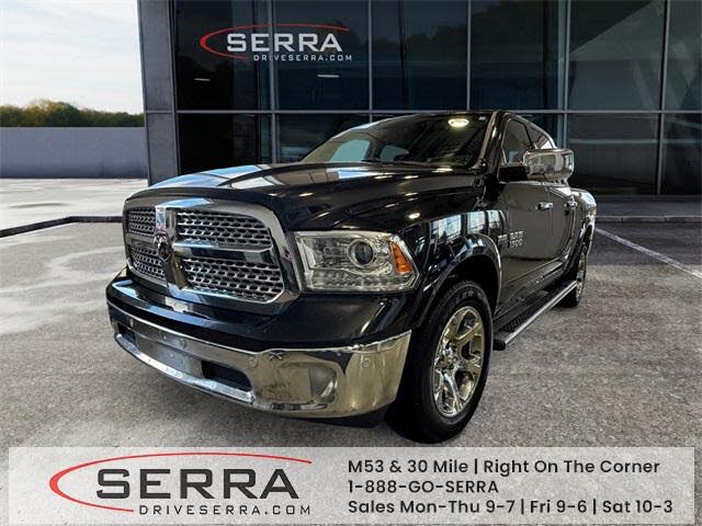 2017 RAM 1500 Laramie Crew Cab 4WD