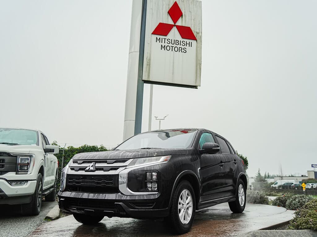 Mitsubishi RVR SE AWC 2021