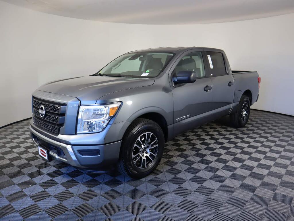 2023 Nissan Titan SV Crew Cab RWD
