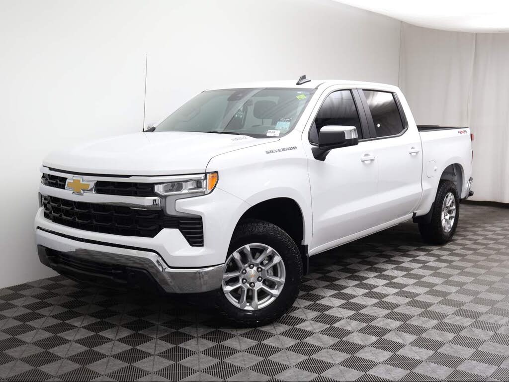 2026 Chevrolet Silverado 1500 LT Crew Cab 4WD