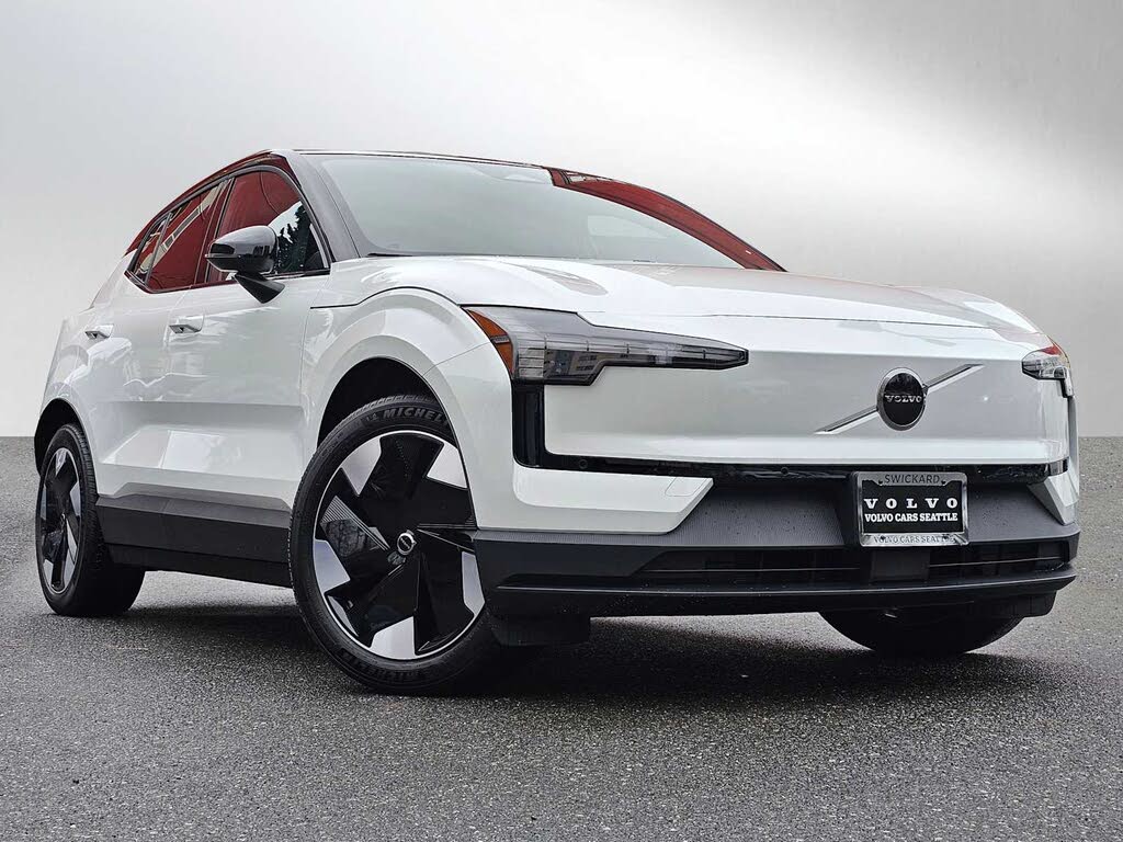 2026 Volvo EX30 Twin Plus eAWD