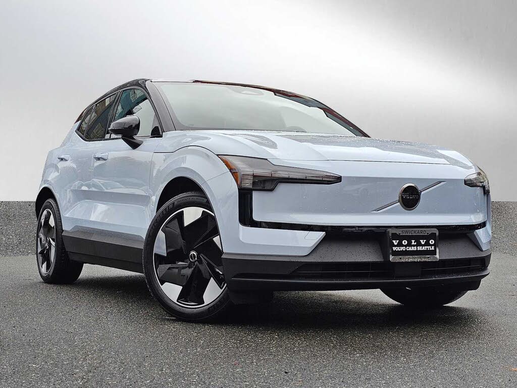 2026 Volvo EX30 Twin Plus eAWD