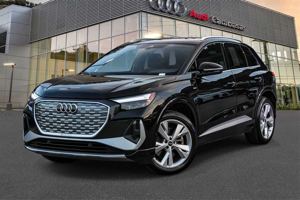 2023 Audi Q4 e-tron quattro Premium Plus 50