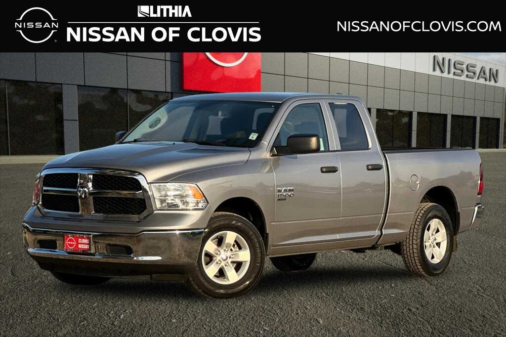2024 RAM 1500 Classic SLT Quad Cab 4WD