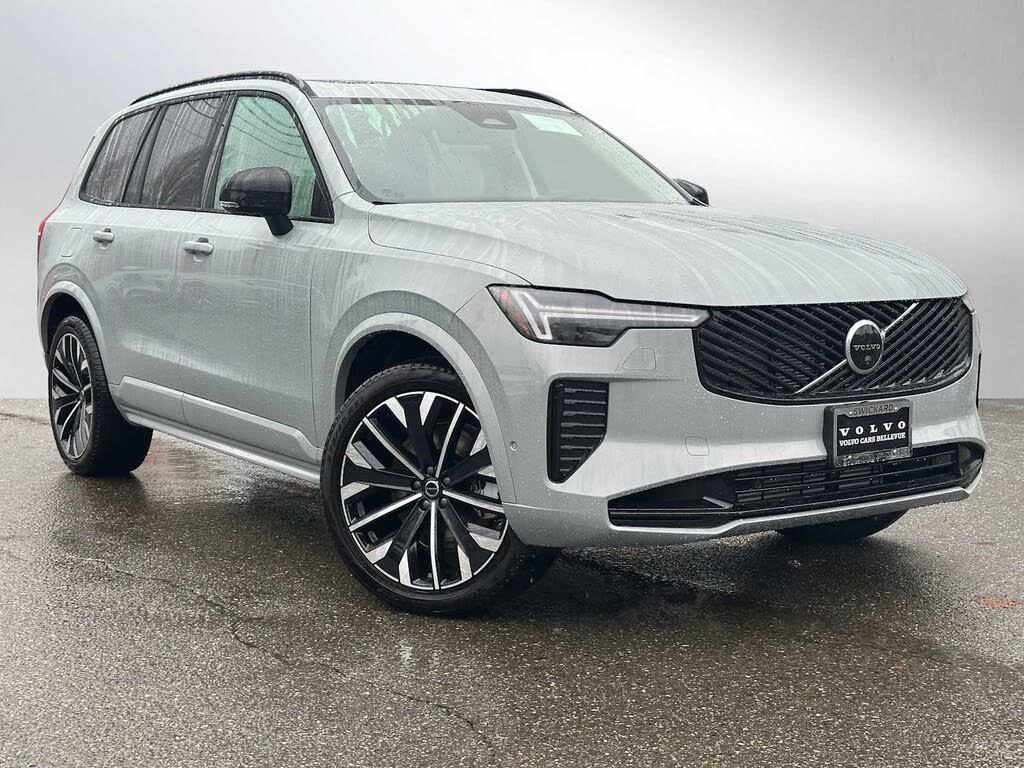 2026 Volvo XC90 B6 Ultra Dark 7-Passenger AWD