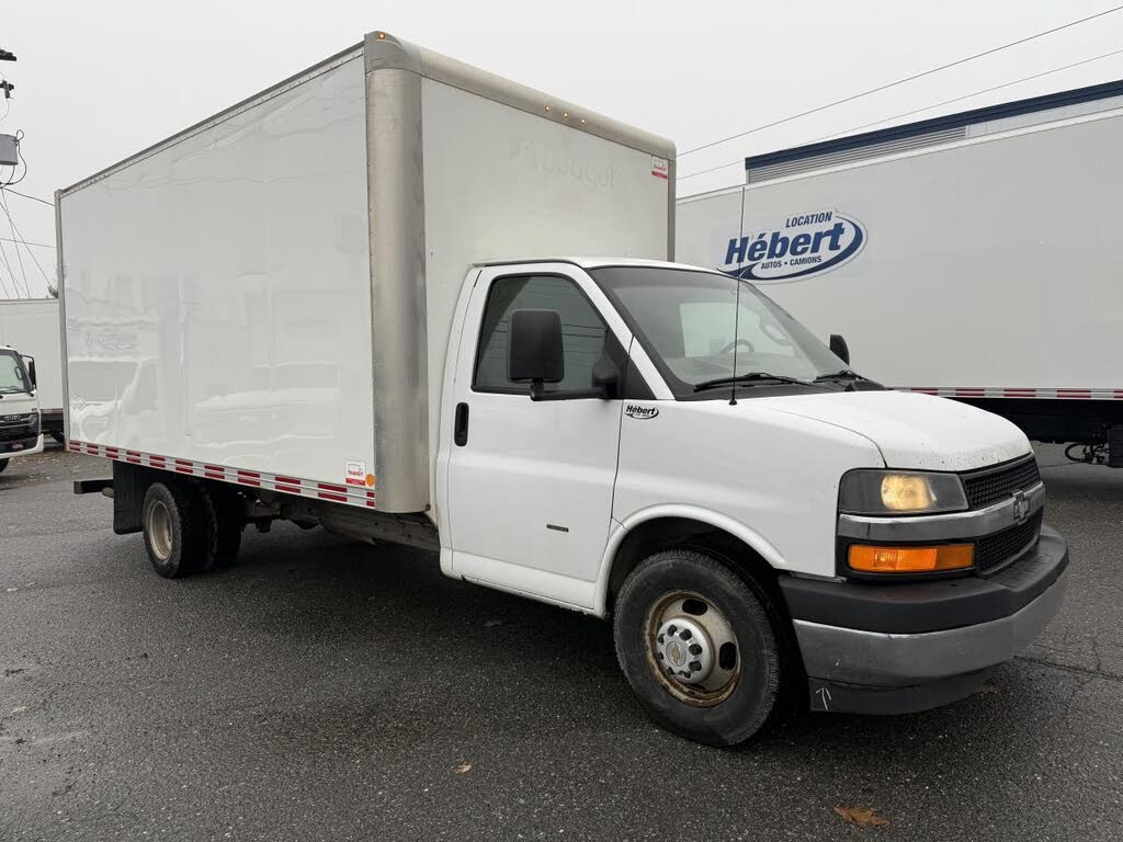 2018 Chevrolet Express Chassis 3500 177 Cutaway RWD