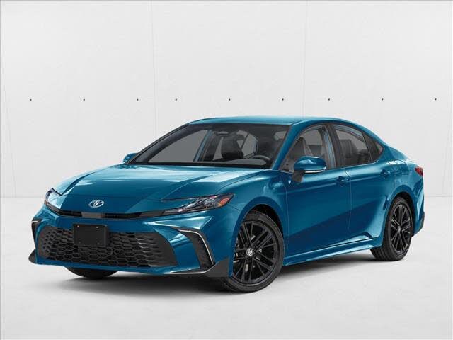 2026 Toyota Camry SE FWD