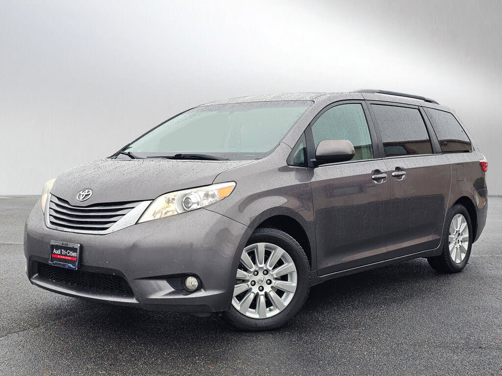 2015 Toyota Sienna XLE Premium 7-Passenger AWD