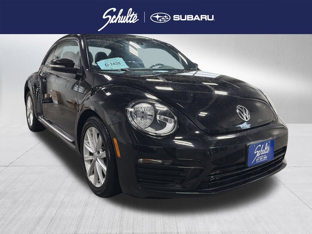 2018 Volkswagen Beetle 2.0T S Hatchback FWD