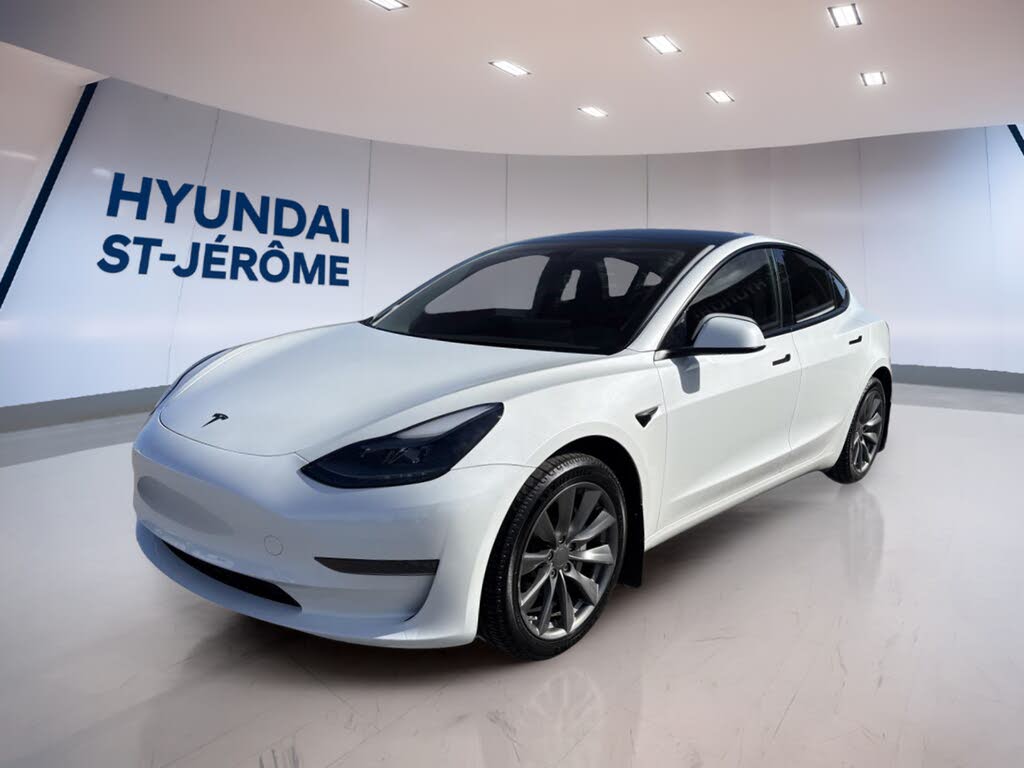 2023 Tesla Model 3 RWD