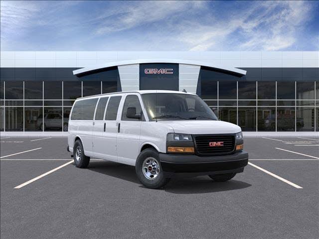 2025 GMC Savana Cargo 3500 RWD