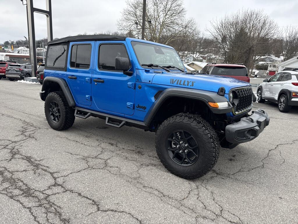 2025 Jeep Wrangler Willys 4-Door 4WD