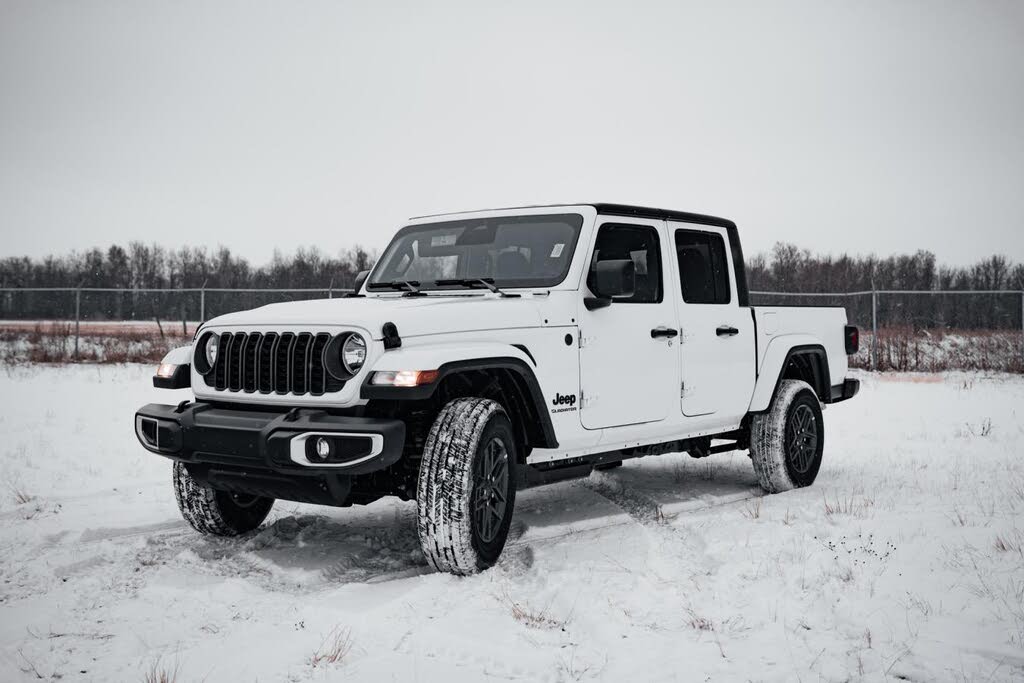 2026 Jeep Gladiator Sport S Crew Cab 4WD