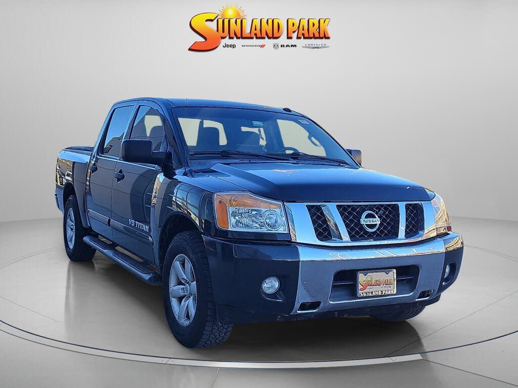 2014 Nissan Titan SV Crew Cab
