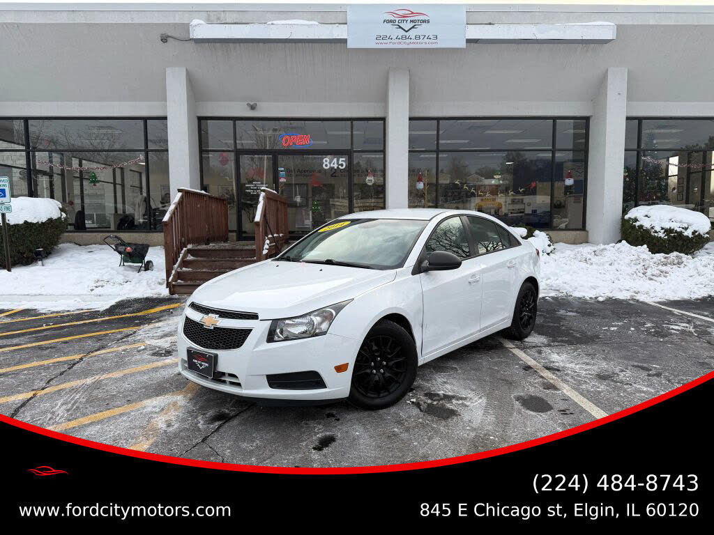 2014 Chevrolet Cruze LS Sedan FWD