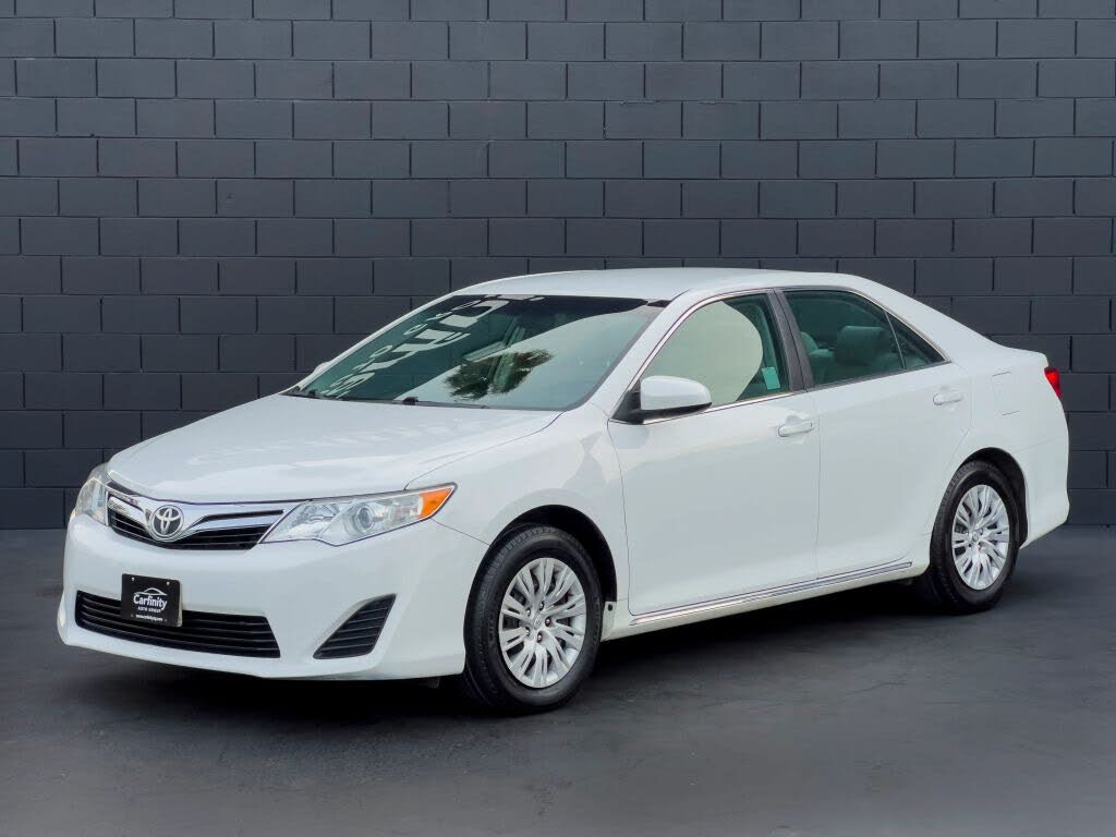 2014 Toyota Camry LE