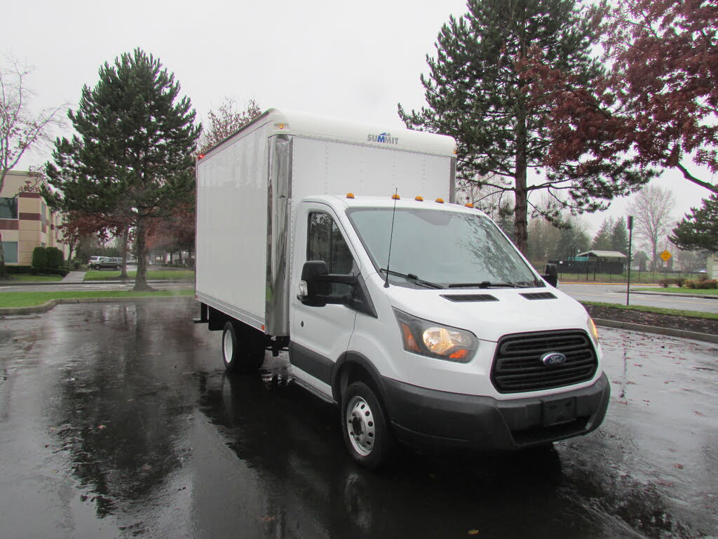 2017 Ford Transit Chassis 350 HD 9950 GVWR 138 DRW RWD