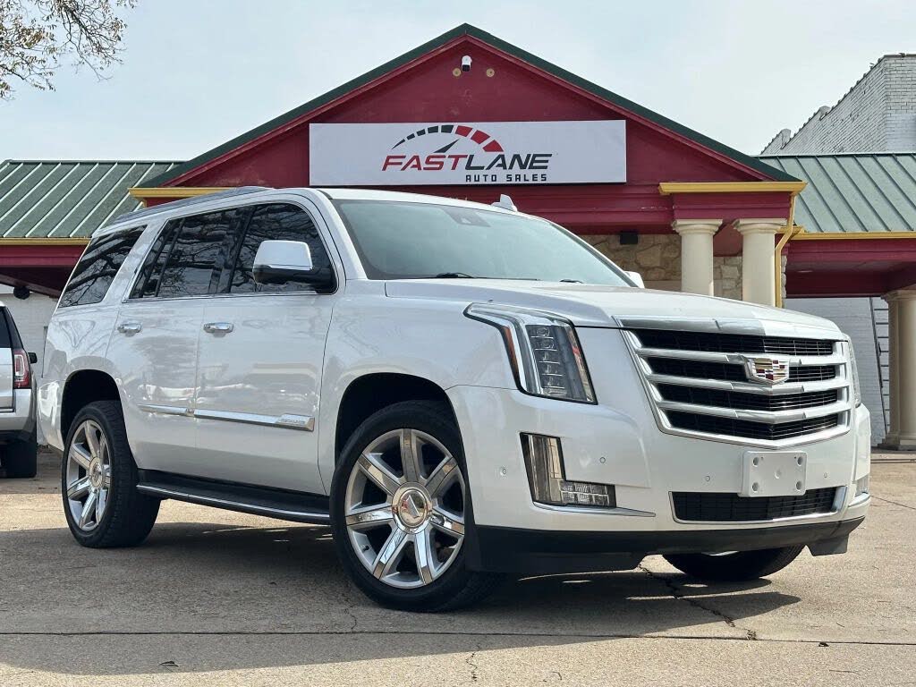 2018 Cadillac Escalade Luxury RWD