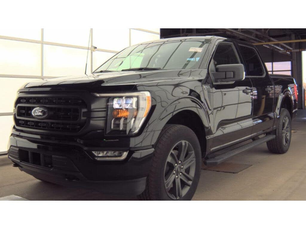 2023 Ford F-150 XLT SuperCrew 4WD