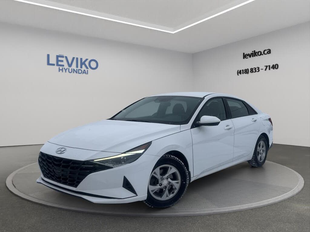 2023 Hyundai Elantra Essential FWD