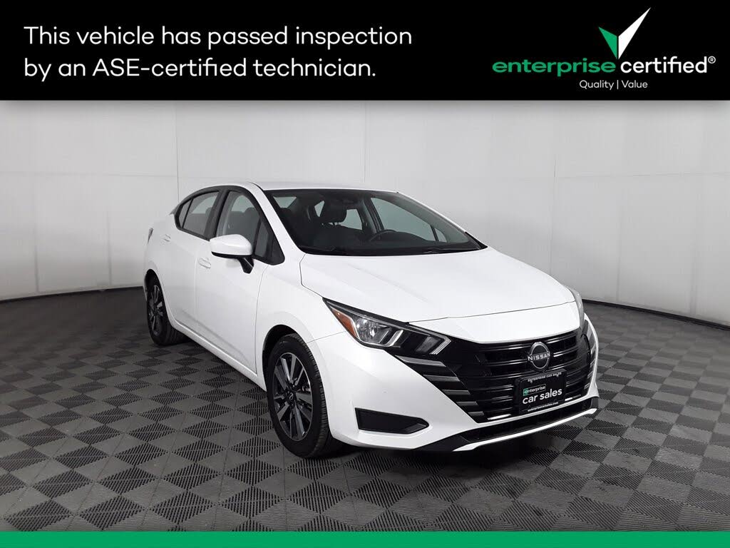 2023 Nissan Versa SV FWD