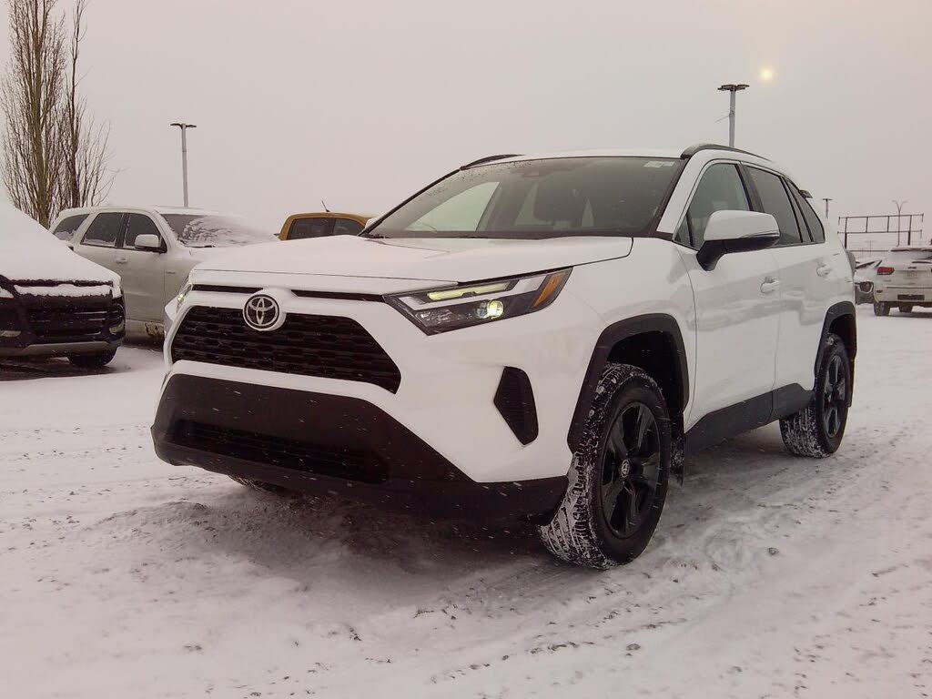 Toyota RAV4 XLE AWD 2023