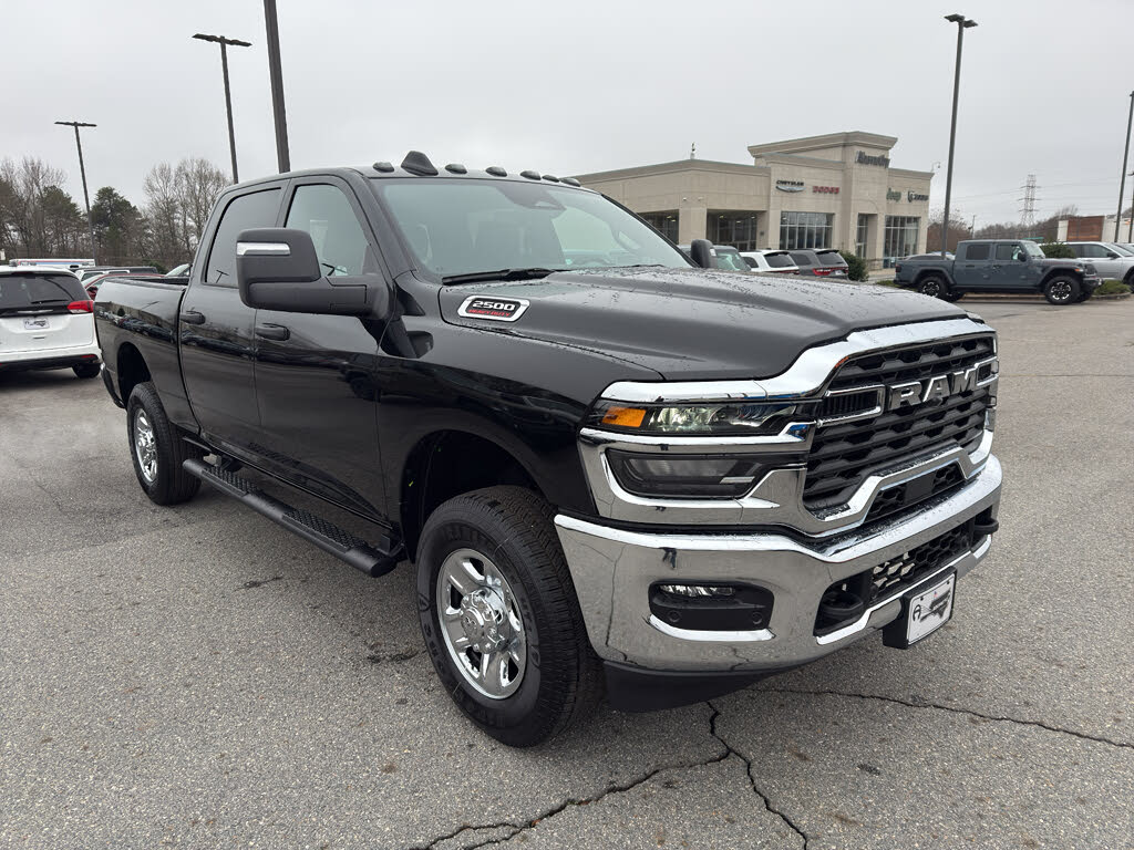 2026 RAM 2500 Tradesman Crew Cab 4WD