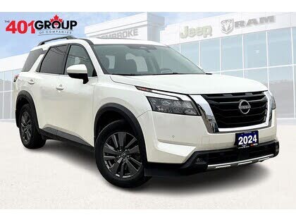 Nissan Pathfinder SV 4WD 2024