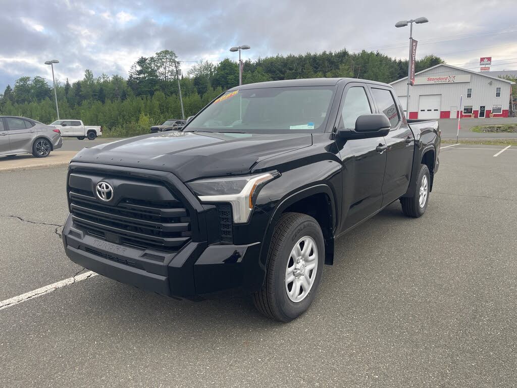 2025 Toyota Tundra SR CrewMax Cab 4WD