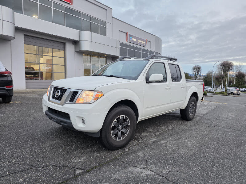 2015 Nissan Frontier PRO-4X Crew Cab 4WD