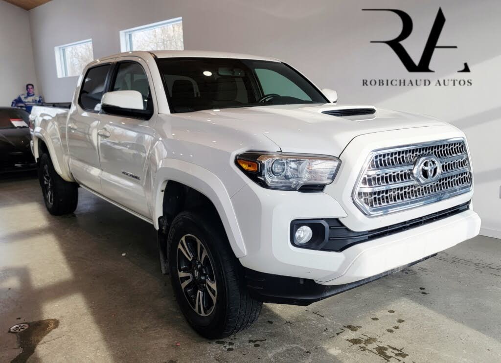 2016 Toyota Tacoma Double Cab V6 LB SR5 4WD
