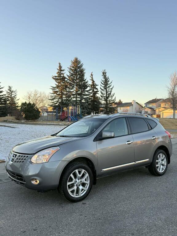 Nissan Rogue SV AWD 2011