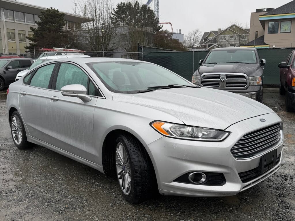 Ford Fusion SE 2013