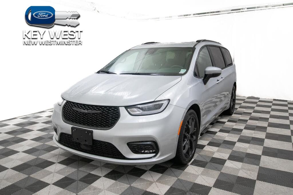 2023 Chrysler Pacifica Touring L FWD